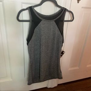 NWT Reebok speedwick tank size medium